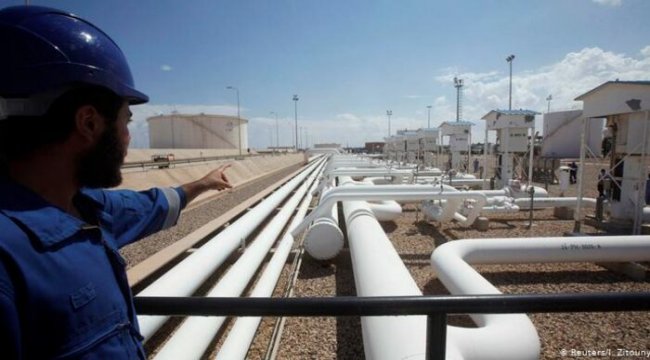 Hafter’in petrol üretimi koşulu: Yabancı ülkede banka hesabı