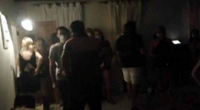 İzmir'de koronavirüse rağmen otel rezidansında parti! Böyle yakalandılar