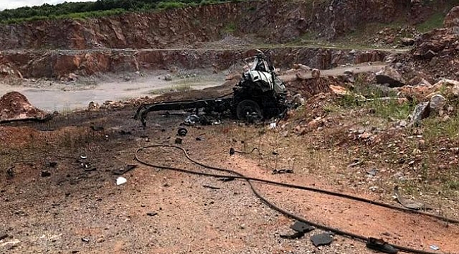 Sakarya'da havai fişek fabrikasındaki malzemeleri taşıyan kamyonda patlama: 3 şehit, 12 yaralı.