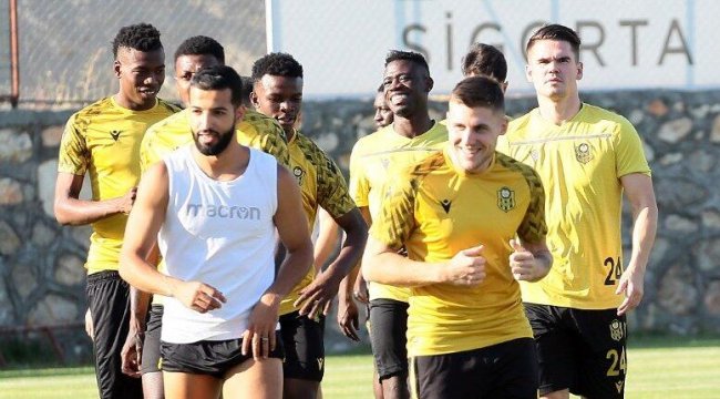Yeni Malatyaspor sahasında Dört Büyüklere kolay geçit vermiyor!