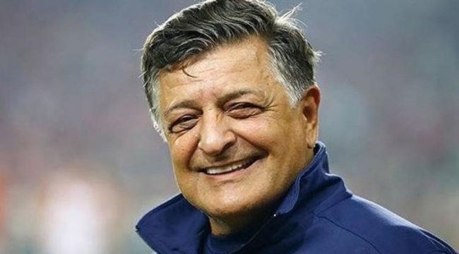 Akhisarspor, Yılmaz Vural&#039;la devam etmek istiyor