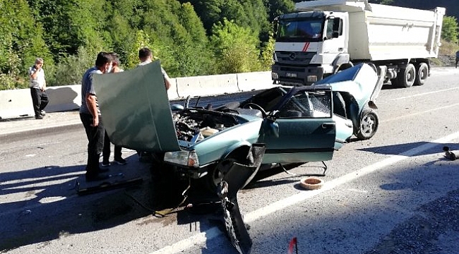 Ankara karayolunda gerçekleşen feci kazada 4 kişi yaralandı.