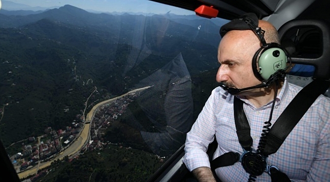 Bakan Karaismailoğlu selden etkilenen bölgeleri havadan inceledi.