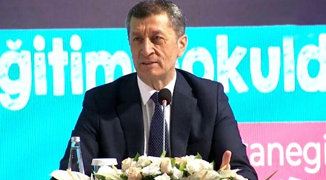 Bakan Selçuk, yeni eğitim öğretim yılına ilişkin açıklamalarda bulunuyor.