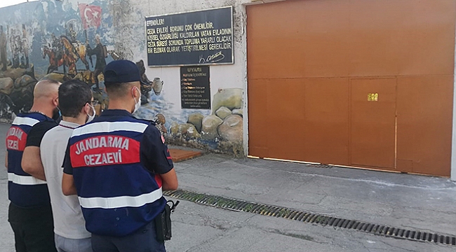 FETÖ firarisi zanlısı İzmir&#039;de yakalandı.