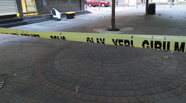 Güngören'de kuyumcu soygunu: 10 kilo altın çalındı.