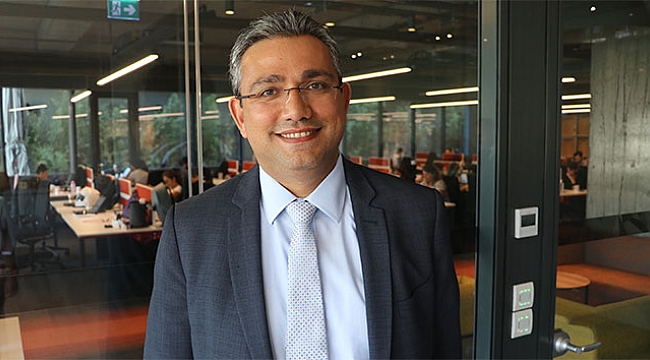 itelligence Türkiye, ‘İlk 500 Bilişim Şirketi' araştırmasında üç ödülün birden sahibi oldu.