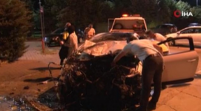 Kartal sahil yolunda feci kaza: 2 yaralı.