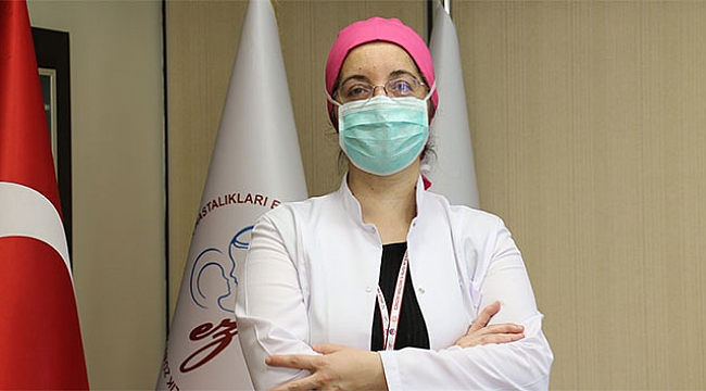Prof. Dr. Üstün korona virüs konusunda gebeleri uyardı.