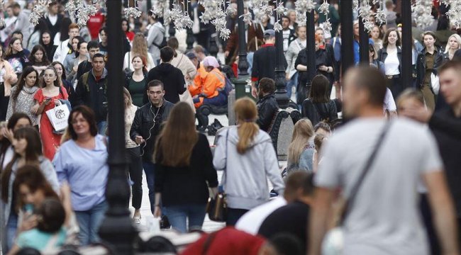 Rusya'da Kovid-19 vaka sayısı 900 bini geçti