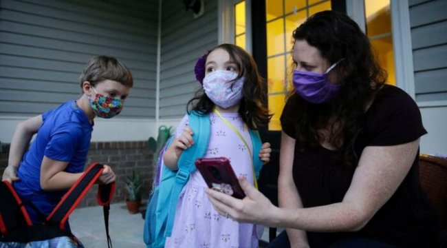 Salgına Rağmen Okullar Açılıyor Veliler Tedirgin