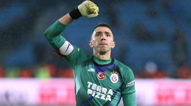 Son Dakika Transfer Haberi | Galatasaray&#039;da Muslera yerine kaleye son iki aday