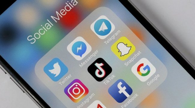 Sosyal medya yasası: Hangi ülke, internette nasıl denetimler uyguluyor?