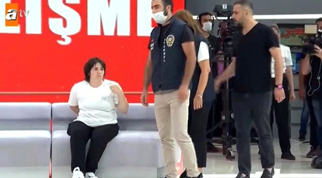 Yangında öldüğünü iddia ettiği evladını aşığı katletmiş! Anne her şeyi canlı yayında itiraf etti.