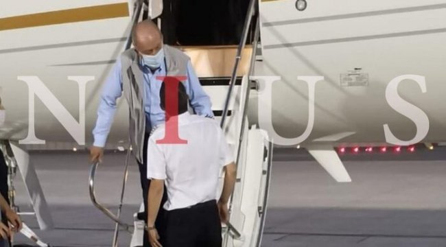 Yolsuzluk soruşturması sürerken ülkeden ayrılan İspanya&#039;nın eski Kralı Juan Carlos&#039;un, Abu Dabi&#039;de olduğu bildiriliyor