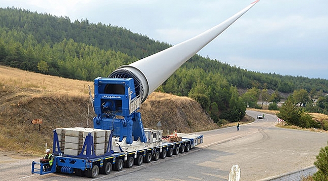 65 metre uzunluğunda 18 ton ağırlığında! Böyle taşındı....