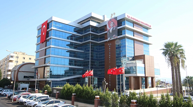 Bayraklı Belediyesi'ne HES kodu ile girilecek.
