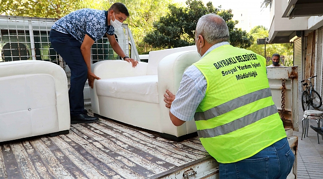 Bayraklı'da 185 ailenin ev eşyası yenilendi.