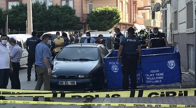 Beşinci kattan düşen kadın hayatını kaybetti.