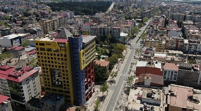 'Dünyanın en saçma binası' yıkılacak.