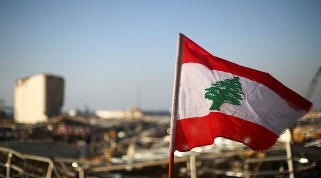 Lübnan&#039;da yeni hükümeti kurmakla görevlendirilen Mustafa Edib çabaları sonuçsuz kalınca görevi iade etti