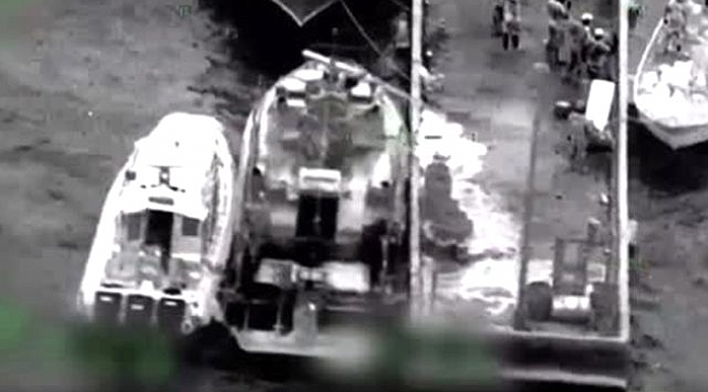 Meksika'da aksiyon filmlerini aratmayacak uyuşturucu operasyonunda 2.9 ton kokain ele geçirildi.