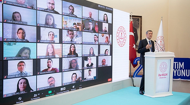 Milli Eğitim Bakanı Selçuk: '896 bin öğretmenimizin bireysel gelişimine katkı sağladık'.