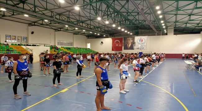 Muaythai 10. Khan'a terfi sınavı İstanbul'da yapıldı