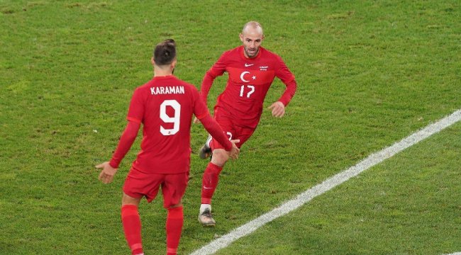 Efecan Karaca, Rusya maçında 11'de! Şenol Güneş'in tercihi...