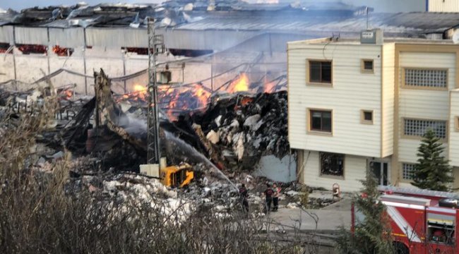 Hatay&#039;daki orman yangınına müdahale sürüyor! Bakan Pakdemirli&#039;den sabotaj açıklaması