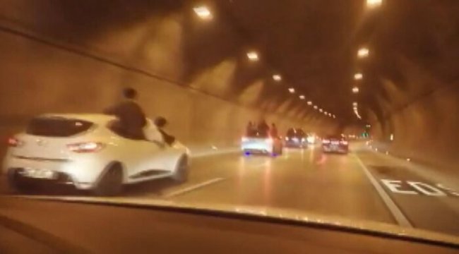 İstanbul'da yasağa rağmen asker uğurlama törenleri devam ediyor