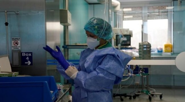 Koronavirüs: Diğer ülkeler vaka ve ölüm verilerinde hangi kriterleri baz alıyor?