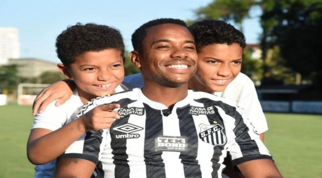 Son Dakika | Tecavüz davası nedeniyle Robinho'nun sözleşmesi askıya alındı!