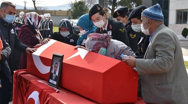 Çanakkale'de tekne faciasında hayatını kaybeden Teğmen Musa Bulut için tören düzenlendi.