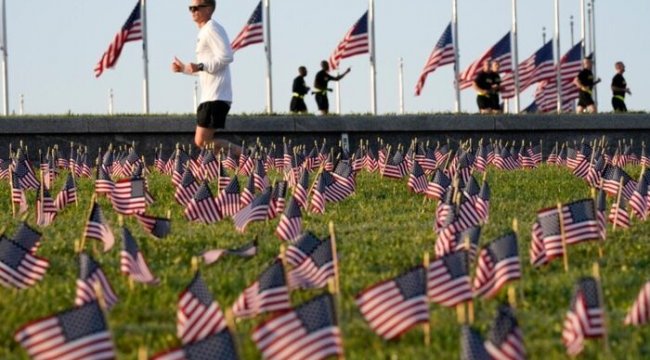''Beş Amerikalı’dan Biri Salgında Bir Yakınını Kaybetti''