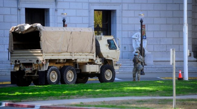 ABD Kongre baskınında Mike Pence'in Pentagon'u arayıp 'Burayı temizleyin' dediği ortaya çıktı
