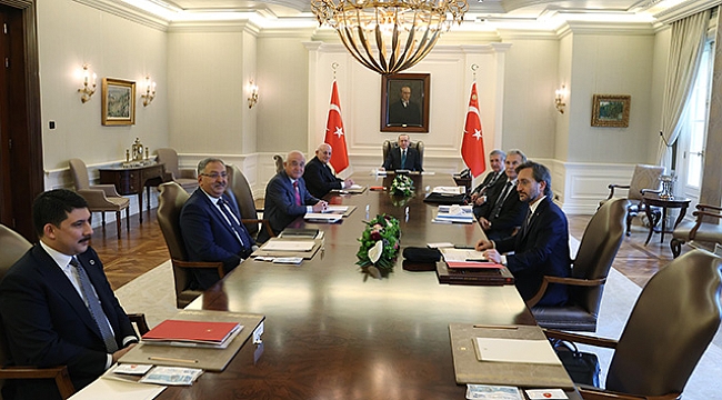 İletişim Başkanı Altun'dan YİK toplantısı sonrası açıklama.