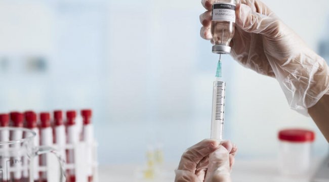 İngiltere ikiye bölündü! Aşı sertifikası kavgası sürüyor