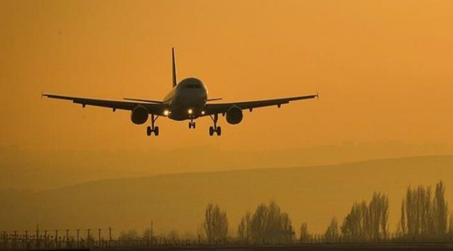 Nijerya&#039;dan Amsterdam&#039;a gelen yolcu uçağının iniş takımlarında ceset bulundu