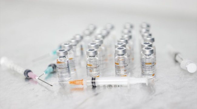 Norveç, ilk dozu AstraZeneca aşısı olanlara ikinci dozu Moderna veya Pfizer sunacak