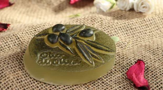 Zeytinyağlı sabunun cilde faydaları nelerdir? Saç bakımında zeytinyağı sabunu kullanımı...