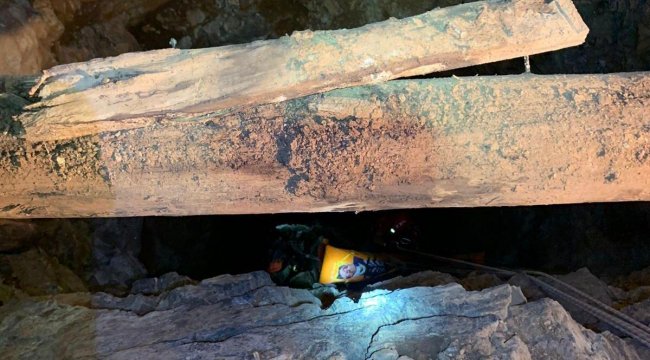 40 metrelik kuyuya düştü! 3 saatlik çalışmayla kurtarıldı