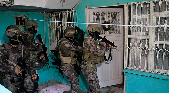 Adana'da şafak vakti organize suç örgütüne operasyon