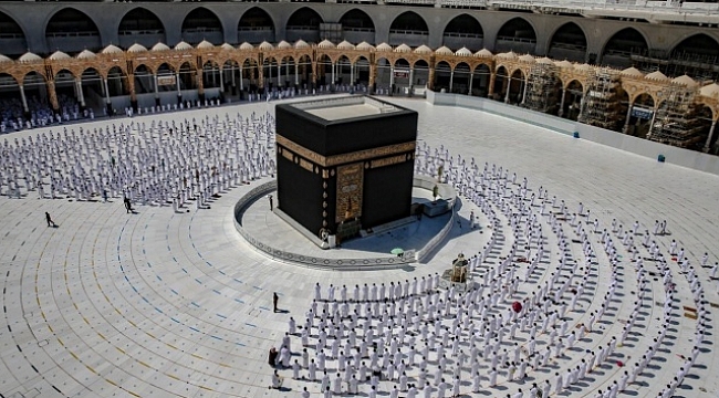 Suudi Arabistan, bu yılki hac ibadeti için 60 bin kişi kabul edecek