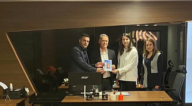 YILLAR AĞLASIN OKURU DA AĞLATABİLİR