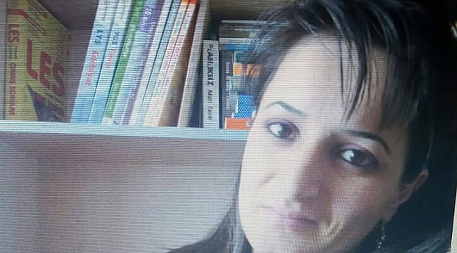 ZÜLEYHA ŞİMDİ SİZLİK BİR KİTAPLA KARŞINIZDA