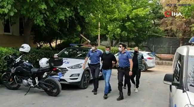 Bahçelievler'de, haklarında toplam 78 yıl hapis cezası bulunan 2 kişi sahte kimlikle yakalandı