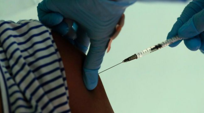 Dünya genelinde 3 milyar 40 milyon dozdan fazla COVID-19 aşısı yapıldı