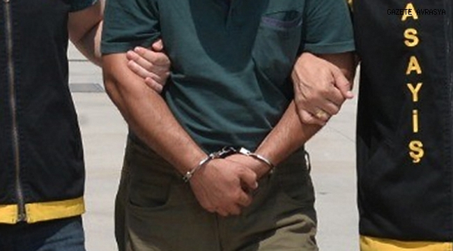İzmir merkezli 35 ildeki büyük FETÖ operasyonunda 58 tutuklama.