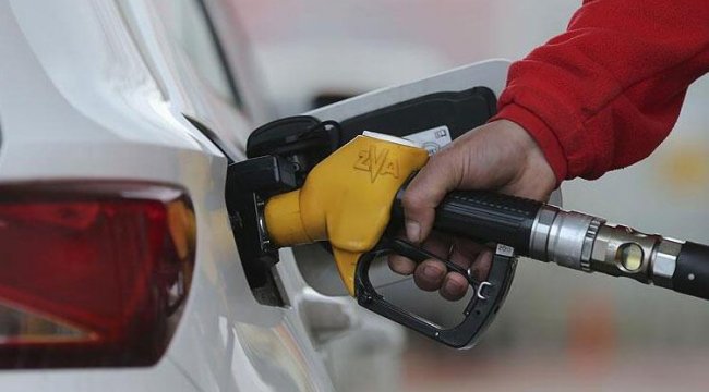 300 milyon litre akaryakıtı piyasaya usulsüz sevk eden firmalara operasyon